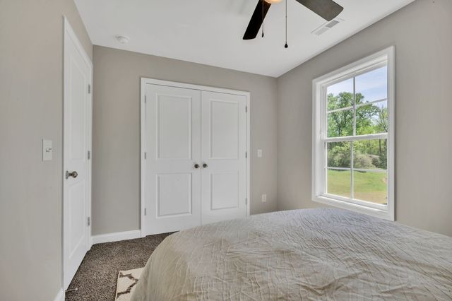 419 Via Drive, Clarksville, TN 37043