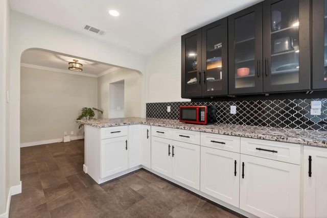 305 19th St, West Sacramento, CA 95691
