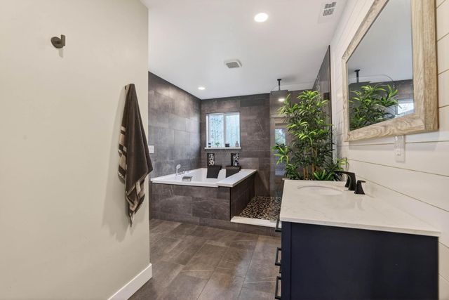 305 19th St, West Sacramento, CA 95691