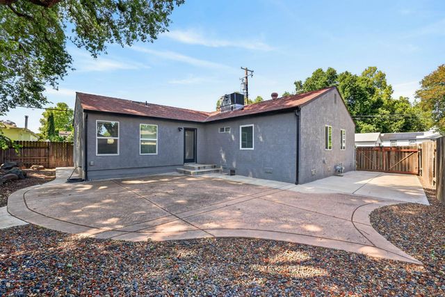 305 19th St, West Sacramento, CA 95691