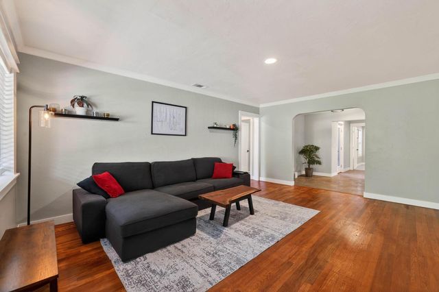 305 19th St, West Sacramento, CA 95691
