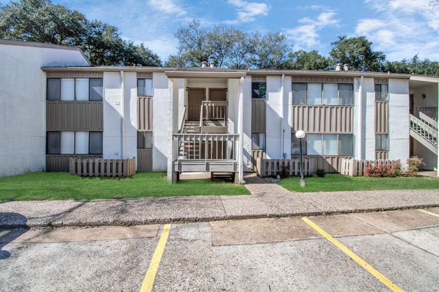 12100 Melville Drive 619, Montgomery, TX 77356