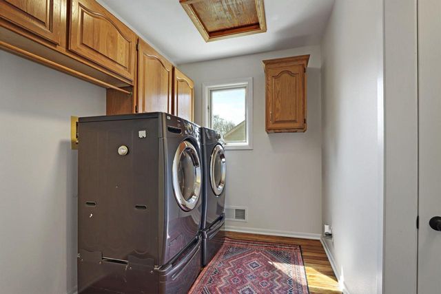 8211 65th AVENUE, Kenosha, WI 53142
