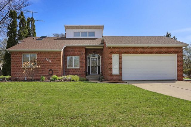 8211 65th AVENUE, Kenosha, WI 53142