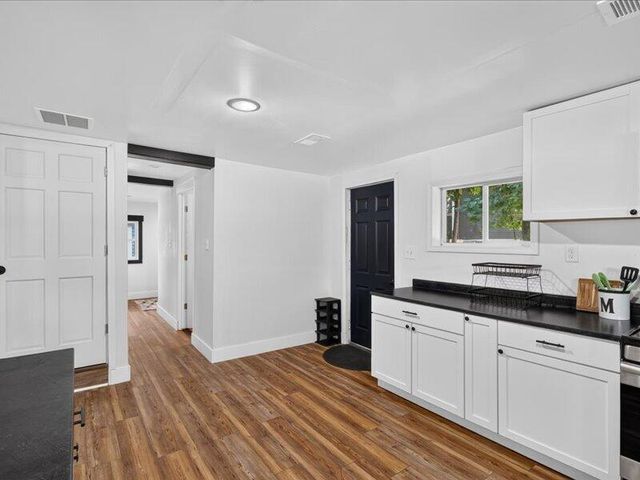 477 Orchard Avenue, Muskegon, MI 49442