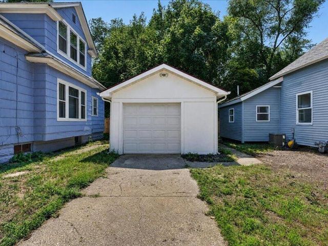 477 Orchard Avenue, Muskegon, MI 49442