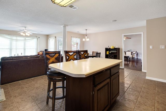 3891 LIGHTHOUSE LN, Lakeland, TN 38002