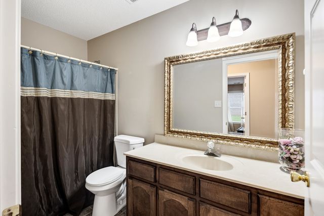 3891 LIGHTHOUSE LN, Lakeland, TN 38002