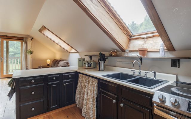 94 Thayer Brook Road, Alstead, NH 03602