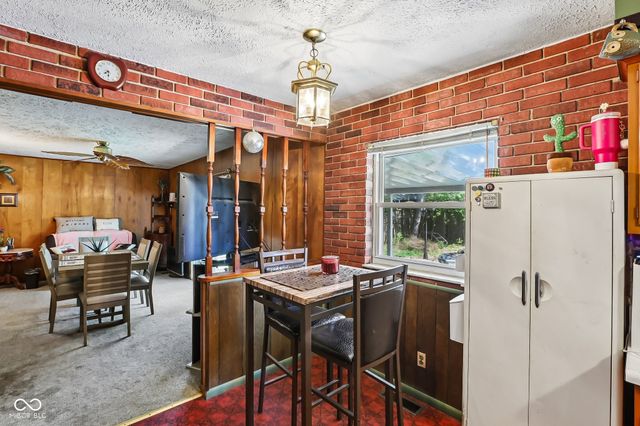 2129 Radcliffe Avenue, Indianapolis, IN 46227