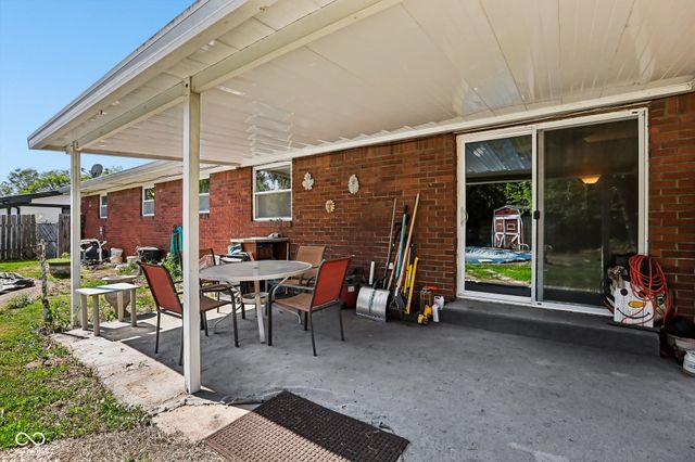 2129 Radcliffe Avenue, Indianapolis, IN 46227