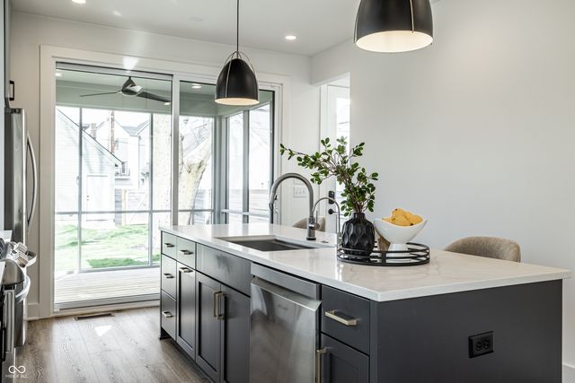 1520 Columbia Avenue, Indianapolis, IN 46202