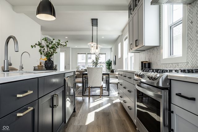 1520 Columbia Avenue, Indianapolis, IN 46202