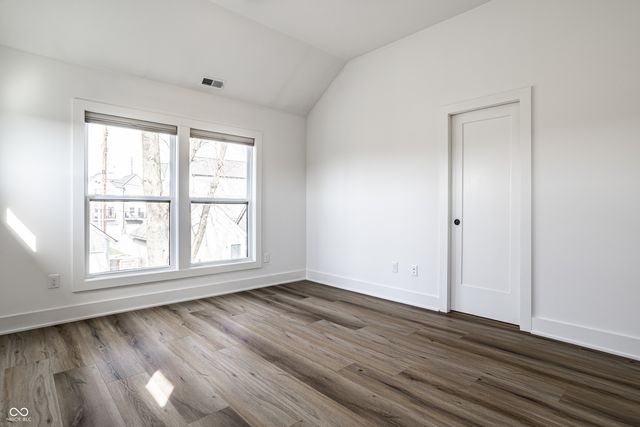 1520 Columbia Avenue, Indianapolis, IN 46202