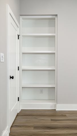 1520 Columbia Avenue, Indianapolis, IN 46202