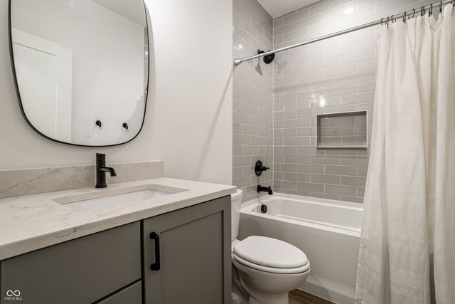 1520 Columbia Avenue, Indianapolis, IN 46202