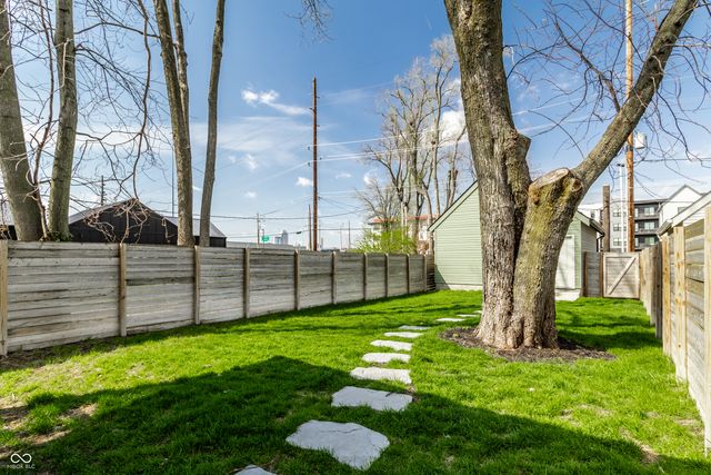 1520 Columbia Avenue, Indianapolis, IN 46202