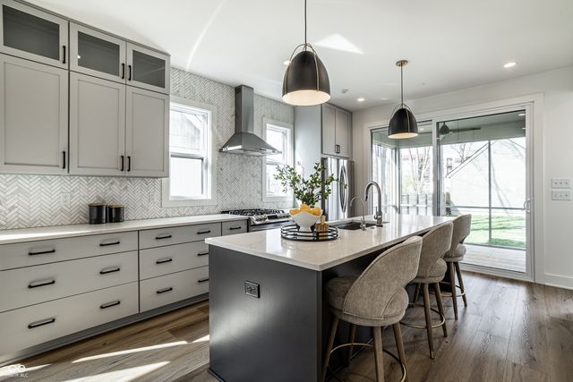 1520 Columbia Avenue, Indianapolis, IN 46202