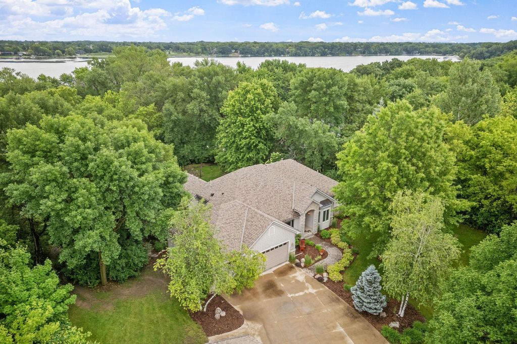 6600 Geneker Way, Independence, MN 55359