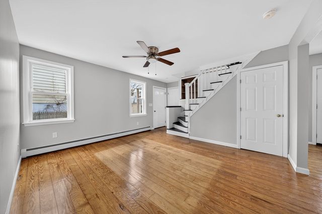 165 Grant St, Fall River, MA 02721