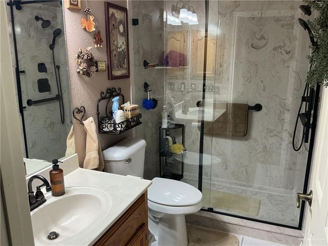250 Diana Drive, Alamo, TX 78516