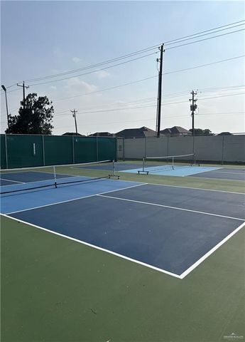 250 Diana Drive, Alamo, TX 78516