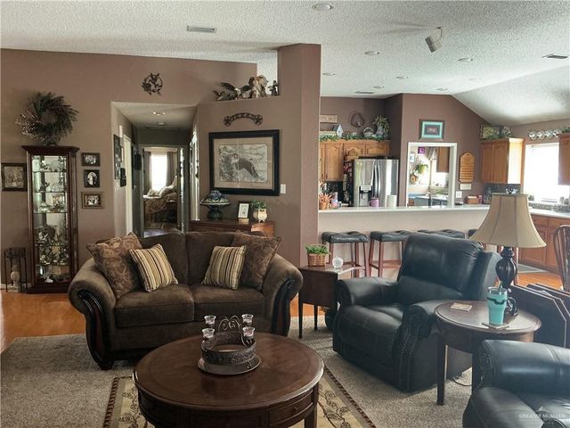 250 Diana Drive, Alamo, TX 78516