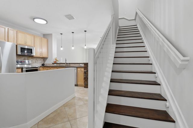 9902 Lago Drive, Boynton Beach, FL 33472