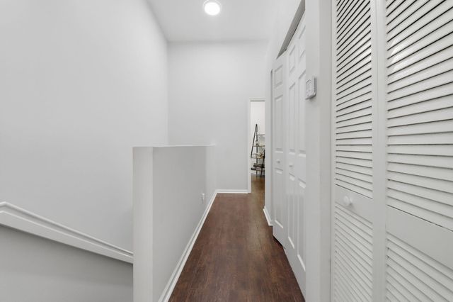 9902 Lago Drive, Boynton Beach, FL 33472