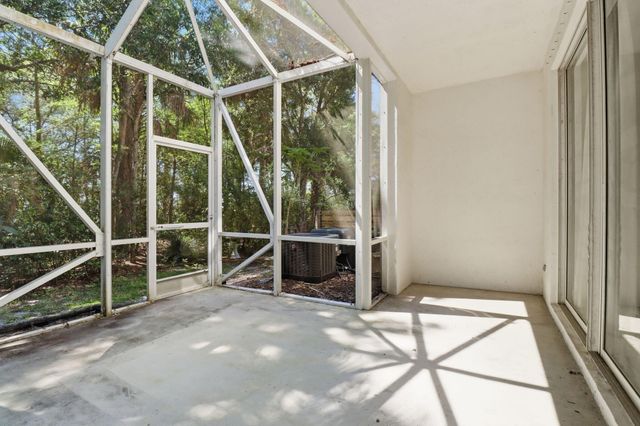 9902 Lago Drive, Boynton Beach, FL 33472