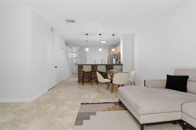 9902 Lago Drive, Boynton Beach, FL 33472