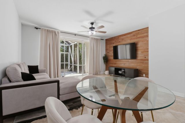 9902 Lago Drive, Boynton Beach, FL 33472