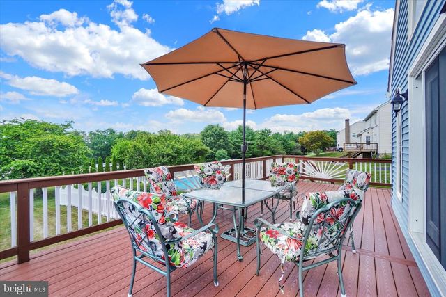 3 COUNTRY MANOR LN, New Freedom, PA 17349