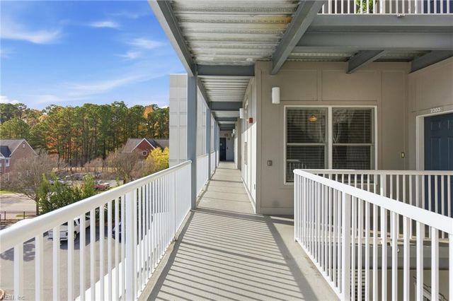 2303 William Styron SQ S, Newport News, VA 23606