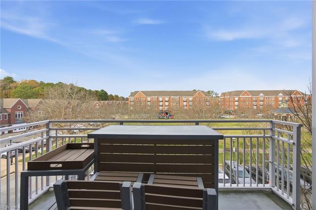 2303 William Styron SQ S, Newport News, VA 23606