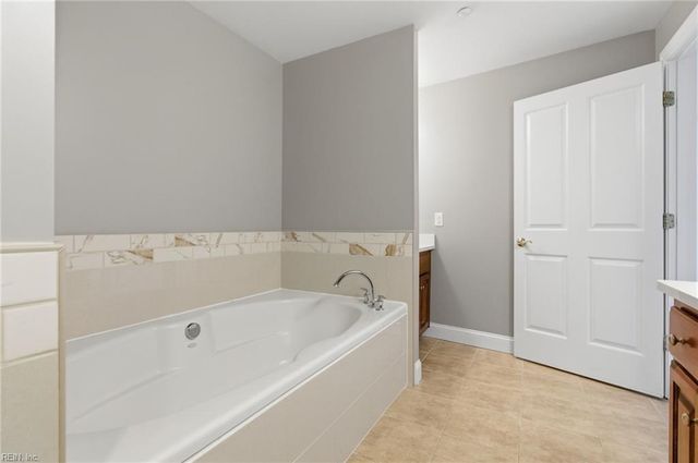 2303 William Styron SQ S, Newport News, VA 23606