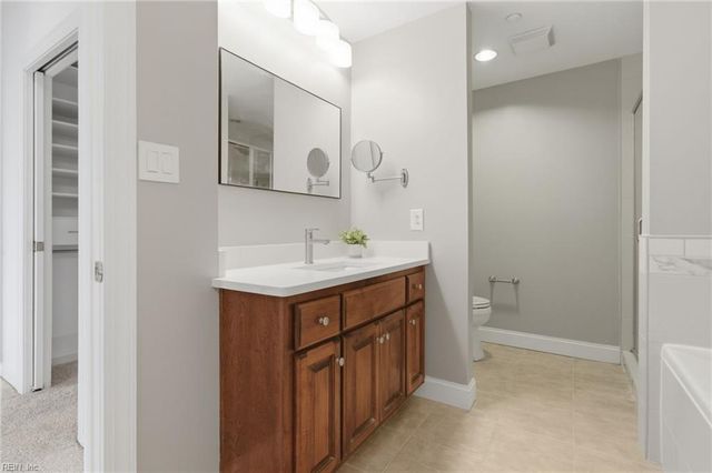 2303 William Styron SQ S, Newport News, VA 23606