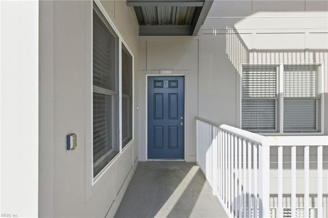 2303 William Styron SQ S, Newport News, VA 23606