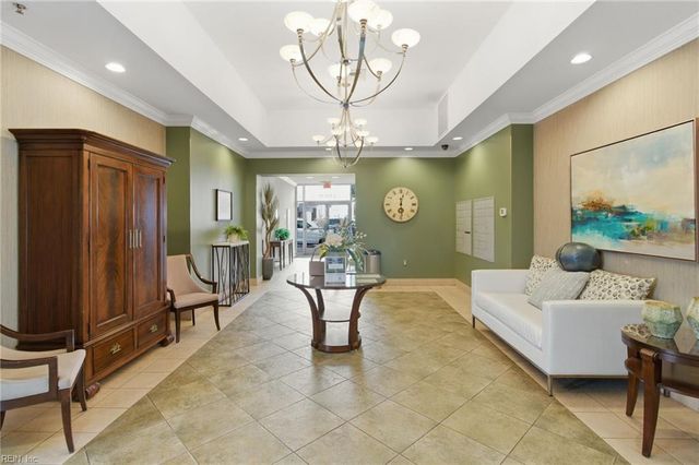 2303 William Styron SQ S, Newport News, VA 23606