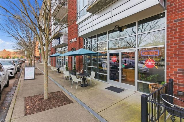 2303 William Styron SQ S, Newport News, VA 23606