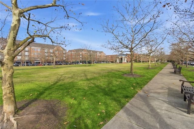 2303 William Styron SQ S, Newport News, VA 23606