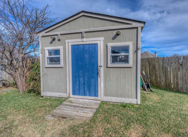 5861 Bluebonnett Drive, Bossier City, LA 71112