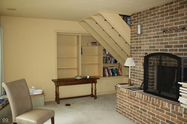 8734 Log Run Drive N, Indianapolis, IN 46234