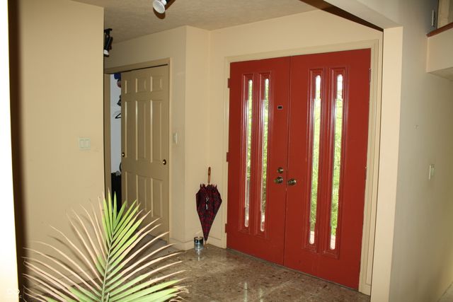8734 Log Run Drive N, Indianapolis, IN 46234