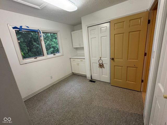 8734 Log Run Drive N, Indianapolis, IN 46234