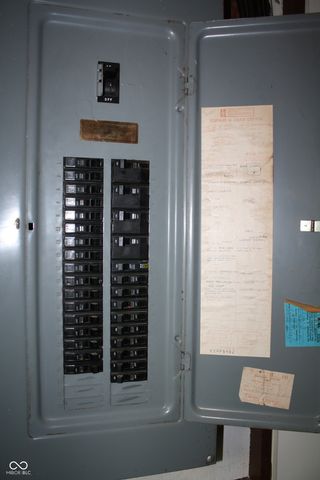 8734 Log Run Drive N, Indianapolis, IN 46234