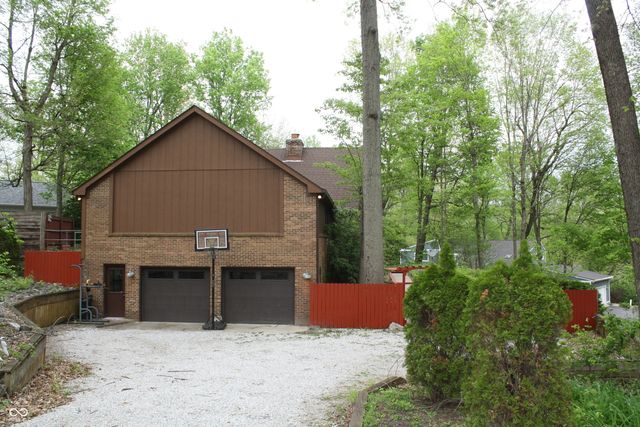 8734 Log Run Drive N, Indianapolis, IN 46234