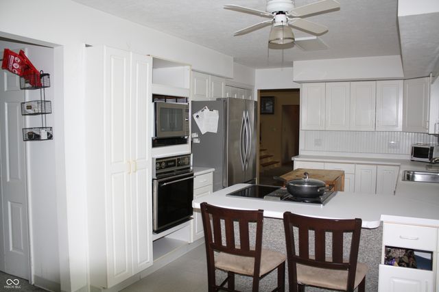 8734 Log Run Drive N, Indianapolis, IN 46234