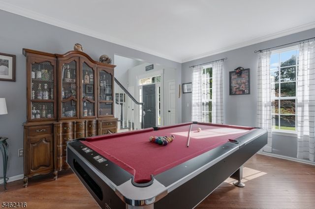 2 Saunders Ln, Mount Olive Twp., NJ 07840