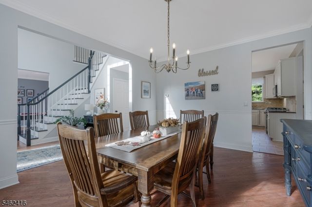 2 Saunders Ln, Mount Olive Twp., NJ 07840